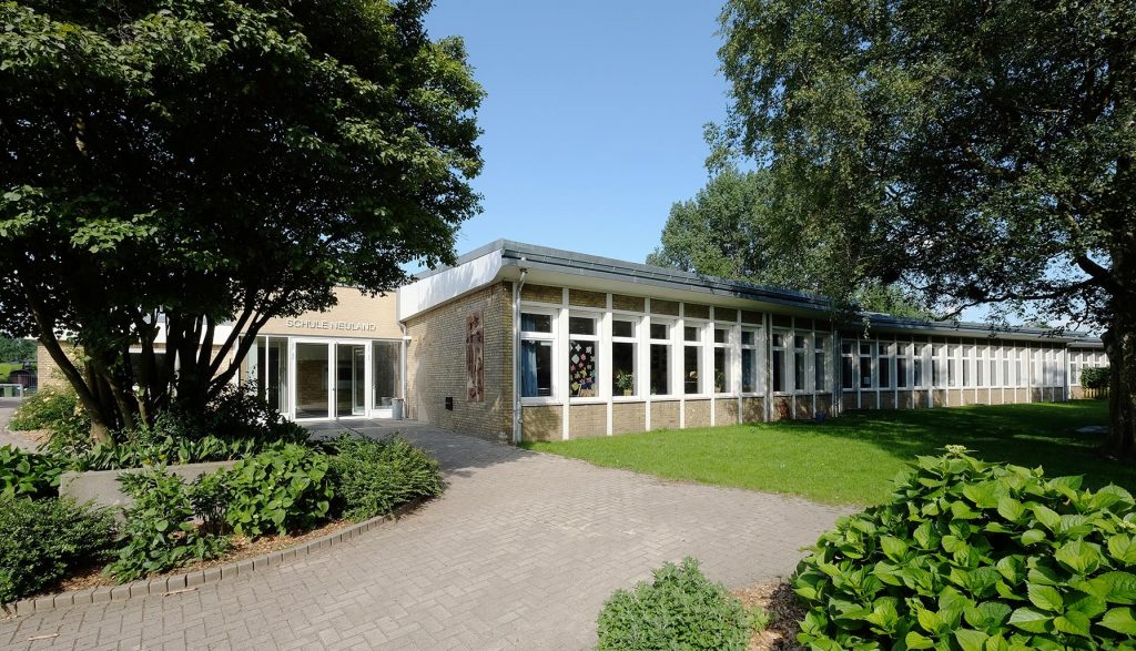 eins:eins architekten hamburg - Pausenmehrzweckhalle Grundschule Neuland