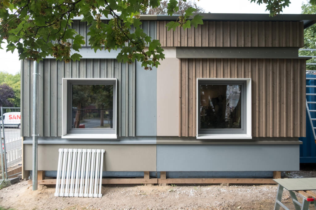 eins:eins architekten hamburg - Aufstockung in Holzmodulbauweise